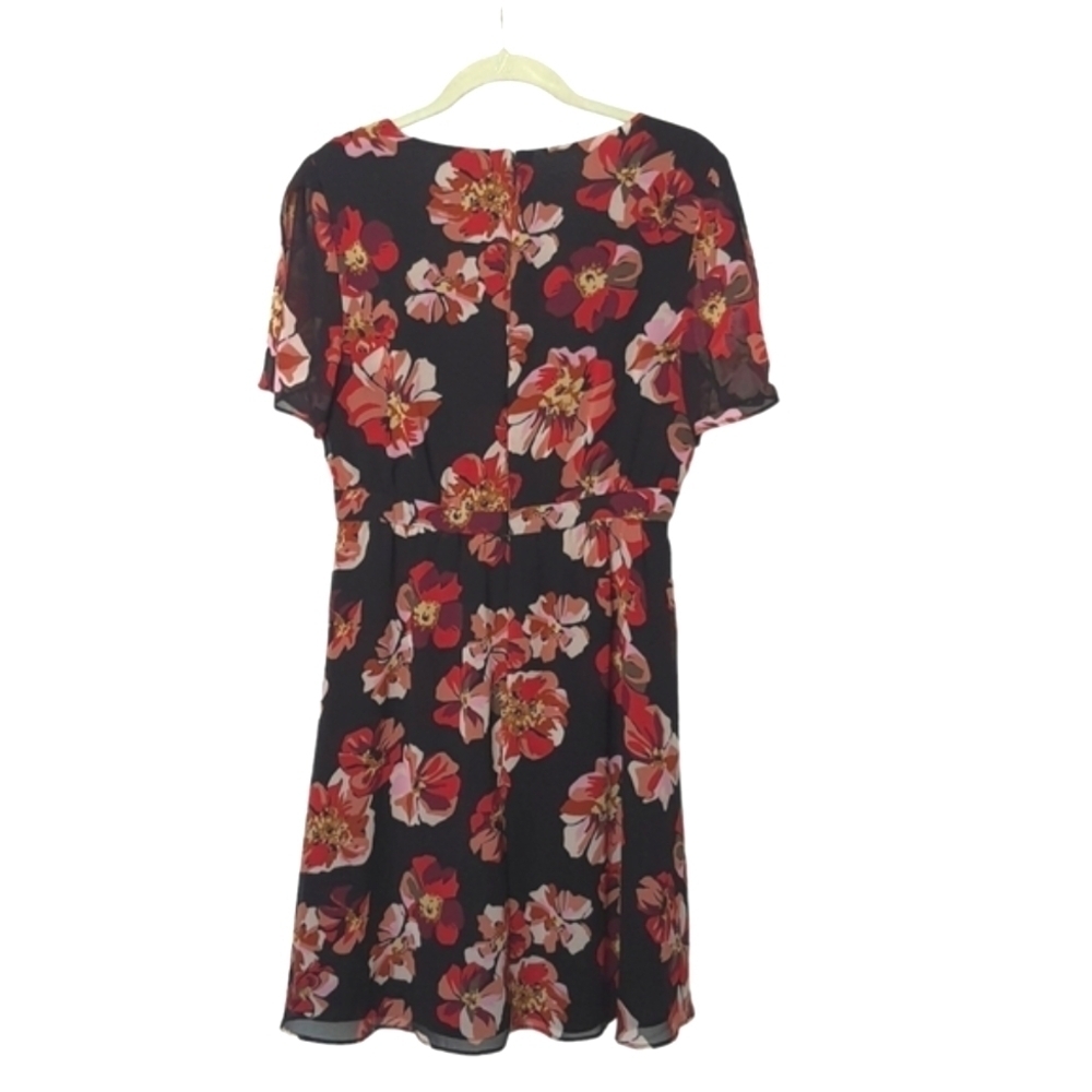 Madewell Mini Red Black Floral Dress Short Sleeves V-neck Size 4 Flowy - Picture 5 of 12